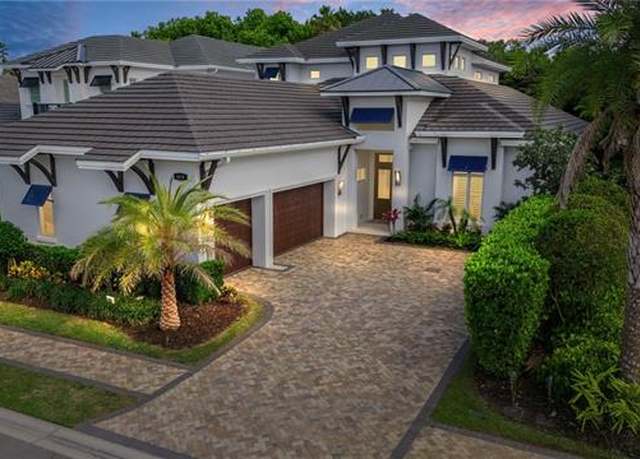 Property at 6826 Mangrove Ave, Naples, FL 34109, 5 beds, 5.5 baths