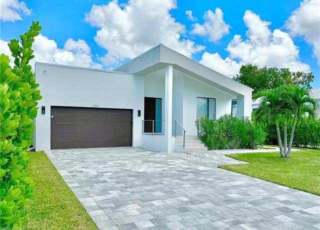 Property at 3155 Karen Dr, Naples, FL 34112, 3 beds, 2.5 baths