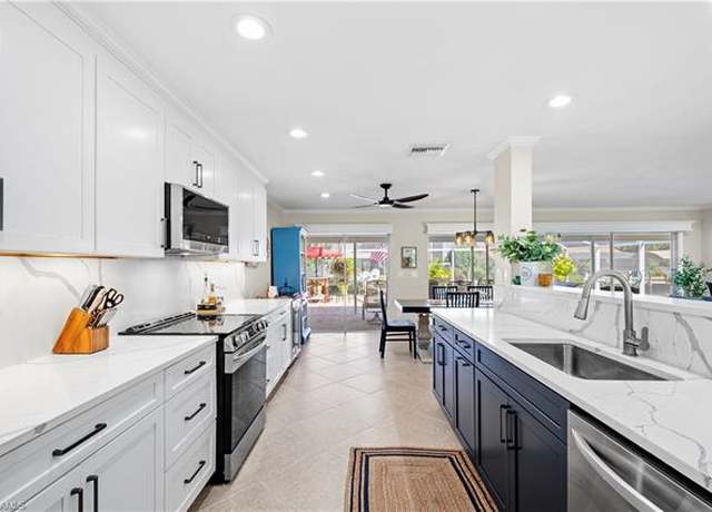 Property at 6436 Cocos Dr, Fort Myers, FL 33908, 3 beds, 2 baths