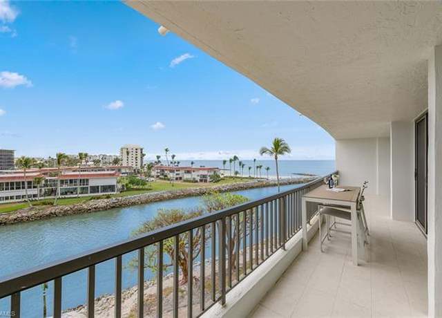 Property at 2318 Gulf Shore Blvd N #510, Naples, FL 34103, 3 beds, 3.5 baths