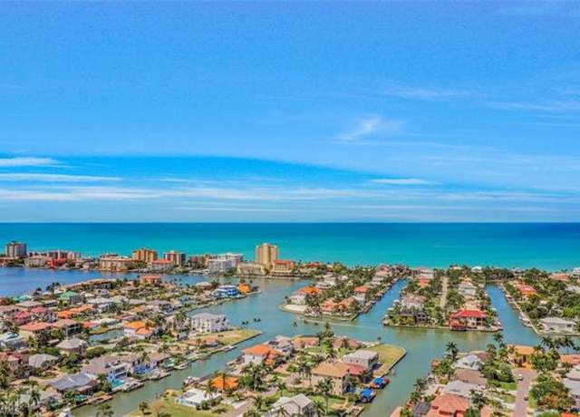 Property at 771 104th Ave N, Naples, FL 34108, 2 beds, 2 baths