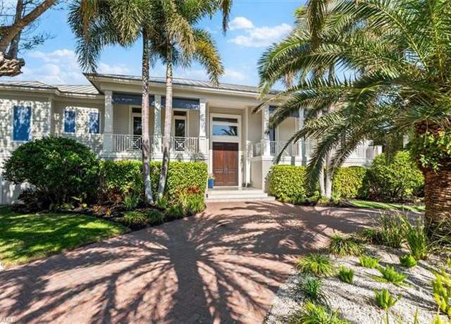 Property at 173 9th Ave S, Naples, FL 34102, 5 beds, 5.5 baths