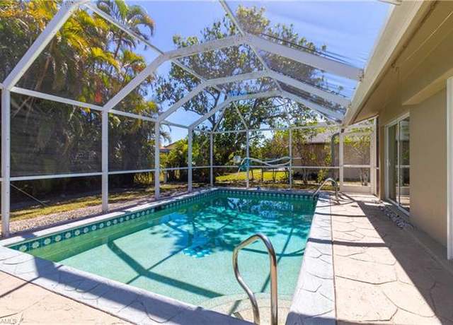Property at 209 Pinehurst Cir, Naples, FL 34113, 3 beds, 2 baths