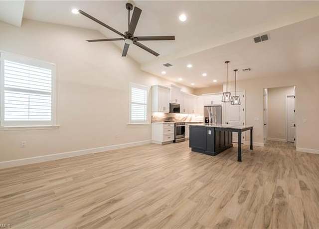 Property at 6988 Saona Ct, Naples, FL 34113, 2 beds, 2 baths