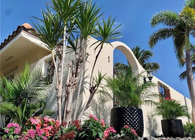 Property at 1455 Curlew Ave #1, Naples, FL 34102, 2 beds, 2 baths