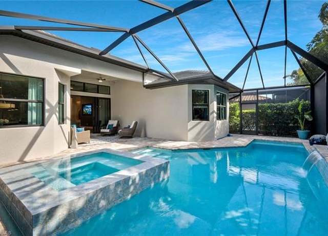 Property at 10111 Palazzo Dr, Naples, FL 34119, 3 beds, 2.5 baths