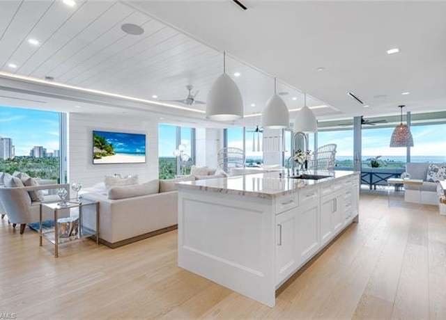 Property at 6897 Grenadier Blvd #601, Naples, FL 34108, 5 beds, 4.5 baths