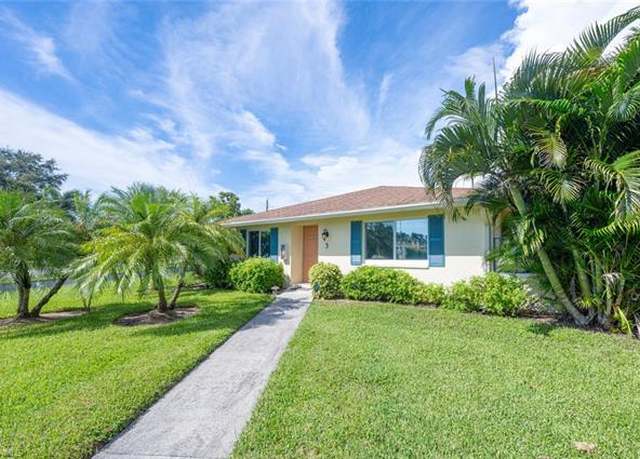 Property at 385 Palm Dr #1733, Naples, FL 34112, 2 beds, 2 baths