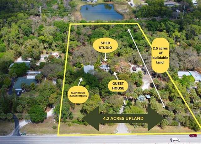 Property at 5051 Green Blvd, Naples, FL 34116, 4 beds, 3 baths