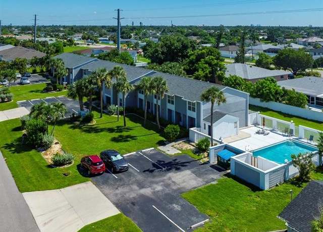 Property at 4641 SW Santa Barbara Pl #6, Cape Coral, FL 33914, 2 beds, 2.5 baths