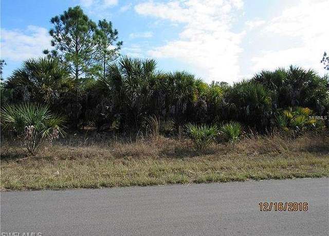 Property at 15105 Lakeland Cir, Port Charlotte, FL 33981
