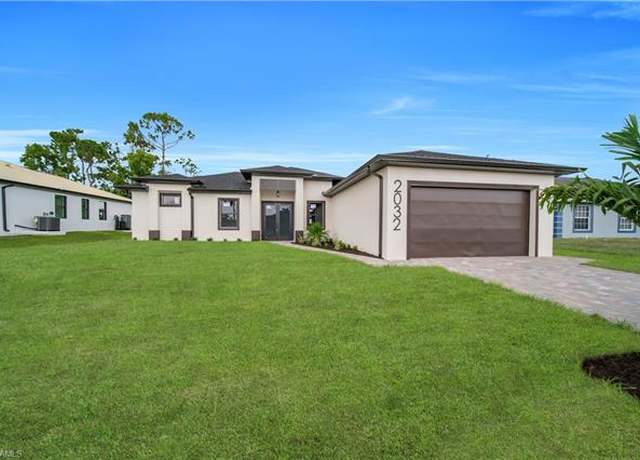 Property at 2032 NE 34th St, Cape Coral, FL 33909, 4 beds, 3.5 baths