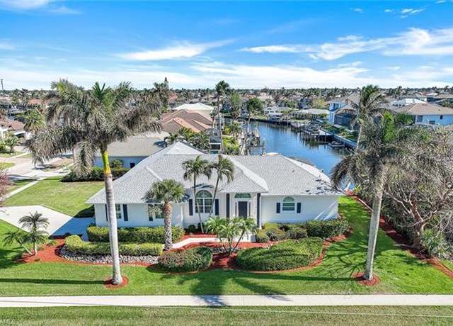 Property at 239 Castaways St, Marco Island, FL 34145, 3 beds, 2 baths