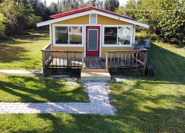 Property at 18446 Creek Dr, Fort Myers, FL 33908, 1 bed, 1 bath