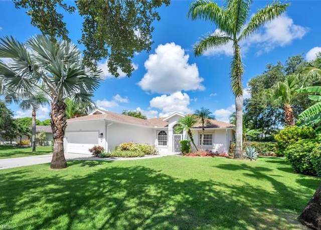 Property at 973 Summerfield Dr, Naples, FL 34120, 3 beds, 2 baths
