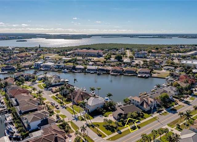 Property at 75 N Barfield Dr, Marco Island, FL 34145, 3 beds, 2 baths