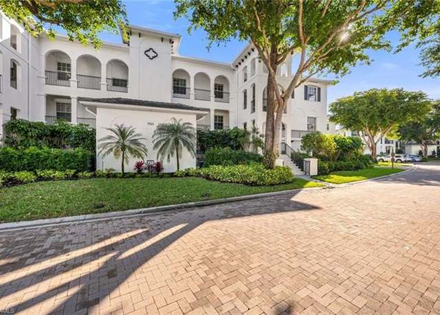 Property at 750 Bentwater Cir #204, Naples, FL 34108, 3 beds, 2.5 baths