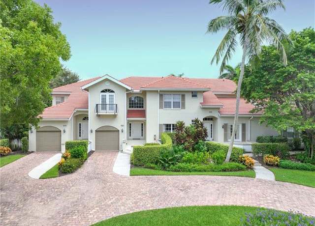 Property at 995 6th St S Unit B1, Naples, FL 34102, 2 beds, 2 baths