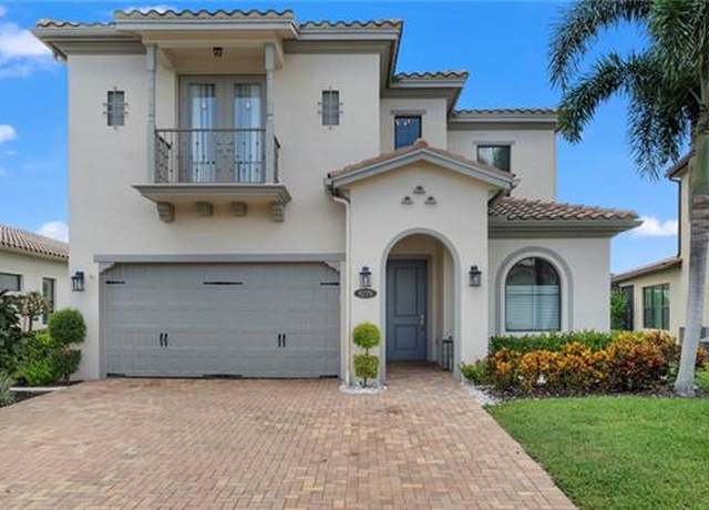 Property at 9279 Woodhurst Dr, Naples, FL 34120, 5 beds, 4 baths