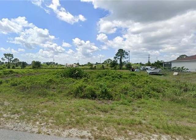 Property at 1034 Hatfield St, Lehigh Acres, FL 33974