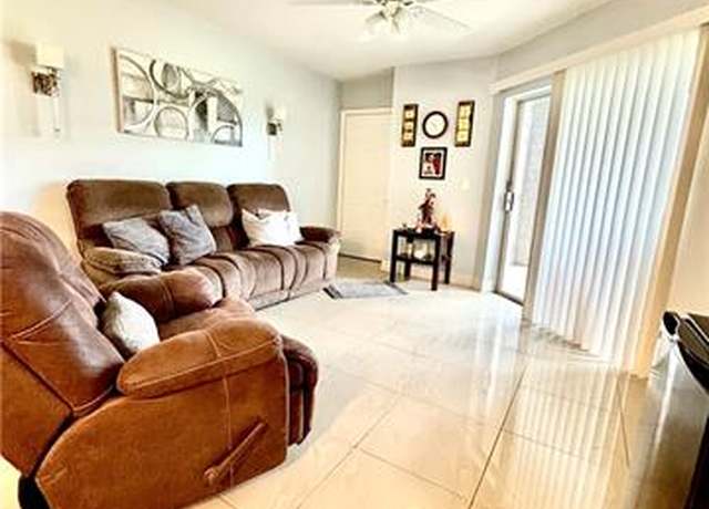 Property at Undisclosed address, Naples, FL 34104, 1 bed, 1 bath