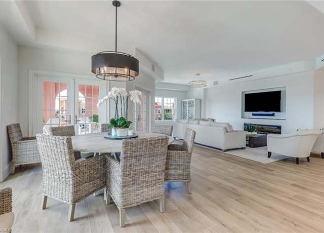 Property at 451 Bayfront Pl #5507, Naples, FL 34102, 3 beds, 3 baths
