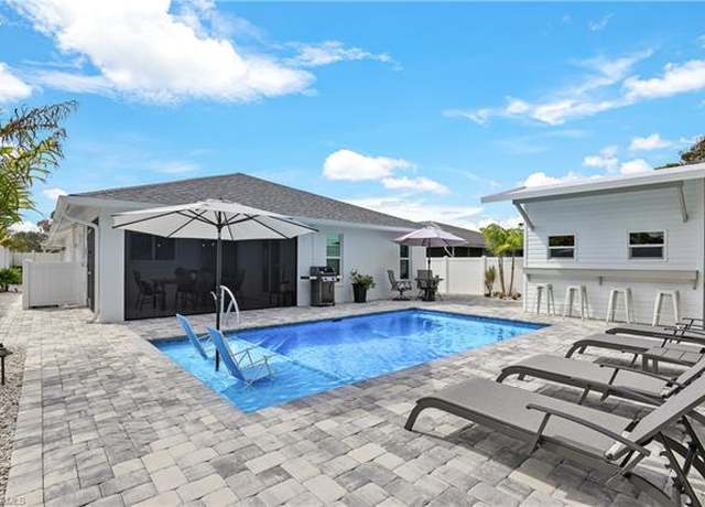 Property at 643 108th Ave N, Naples, FL 34108, 3 beds, 2 baths