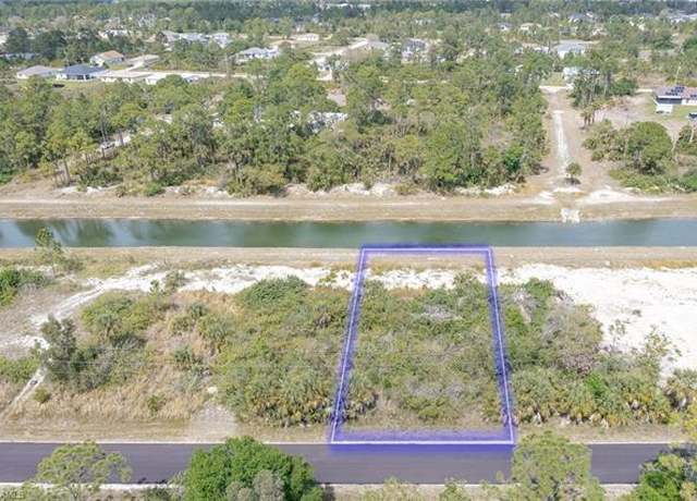 Property at 2812 28th St W, Lehigh Acres, FL 33971