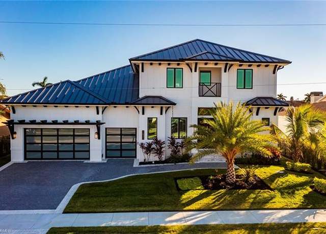 Property at 1631 Galleon Ct, Marco Island, FL 34145, 6 beds, 5.5 baths