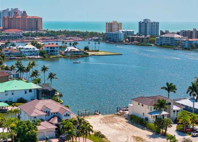 Property at 348 Lagoon Ave, Naples, FL 34108