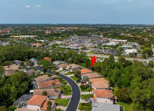 Property at 7829 Stratford Dr, Naples, FL 34104, 3 beds, 2 baths
