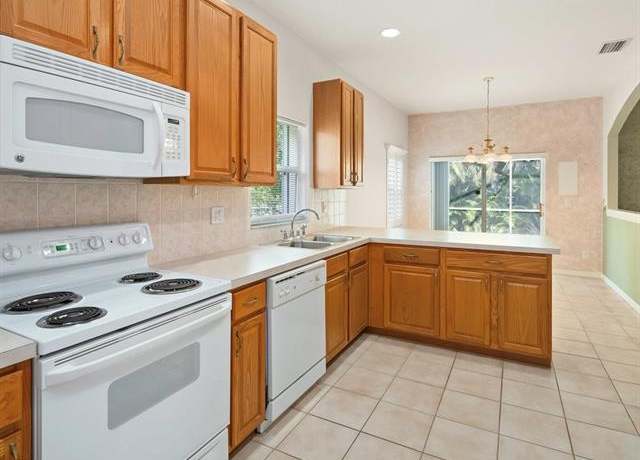 Property at 7829 Stratford Dr, Naples, FL 34104, 3 beds, 2 baths