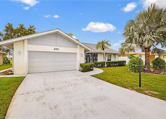 Property at 950 Charlemagne Blvd, Naples, FL 34112, 2 beds, 2 baths
