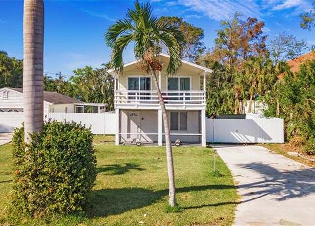Property at 7123 Shannon Blvd, Fort Myers, FL 33908, 5 beds, 3 baths