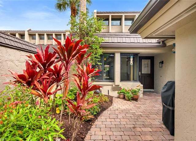 Property at 123 Bears Paw Trl, Naples, FL 34105, 2 beds, 2 baths