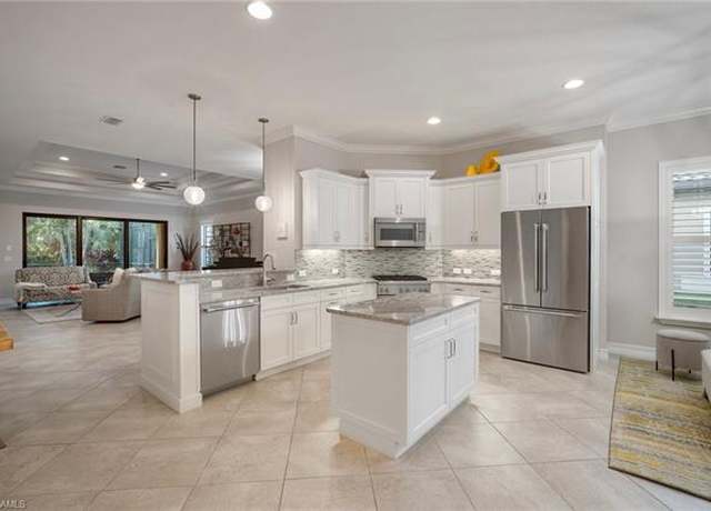 Property at 6589 Roma Way, Naples, FL 34113, 3 beds, 2 baths