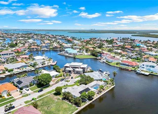 Property at 1895 Woodbine Ct, Marco Island, FL 34145, 3 beds, 2.5 baths