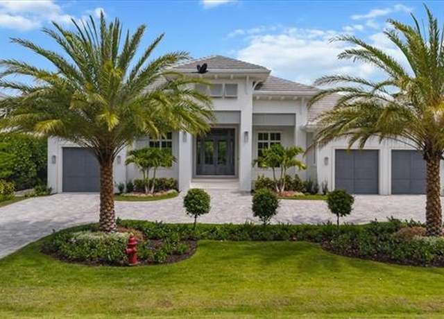Property at 375 Bow Line Dr, Naples, FL 34103, 4 beds, 4.5 baths