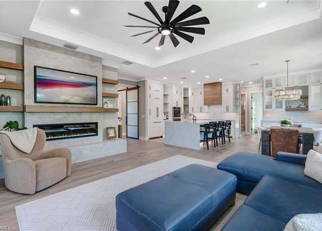Property at 234 Legacy Ct, Naples, FL 34110, 3 beds, 2 baths
