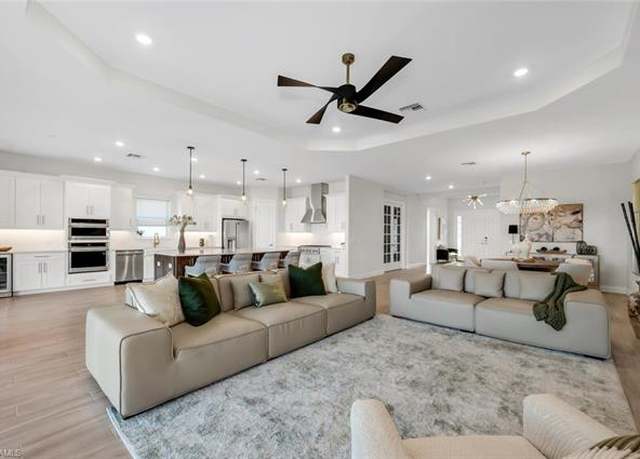 Property at 15766 Cortina St, Naples, Fl 34114, 3 beds, 3 baths