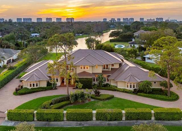Property at 741 Hickory Rd, Naples, FL 34108, 6 beds, 7.5 baths