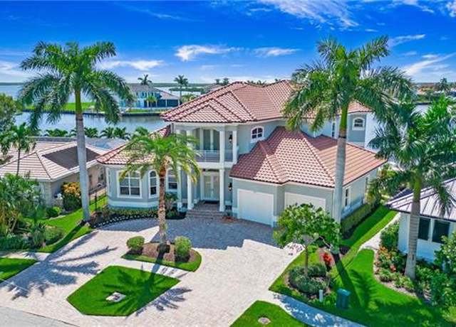 Property at 739 Fairlawn Ct, Marco Island, FL 34145, 4 beds, 5 baths