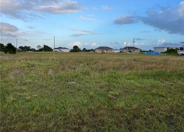 Property at 7012 Tide Cir, Labelle, FL 33935