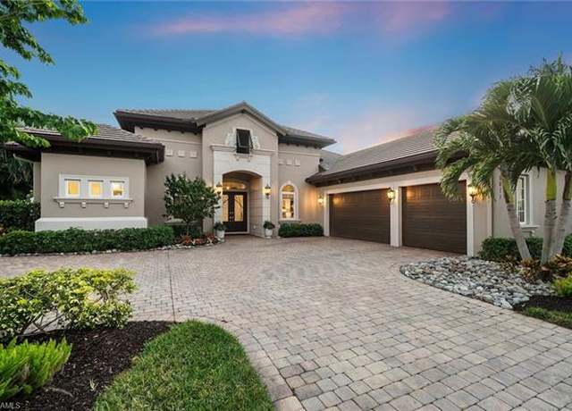 Property at 9011 Shenendoah Cir, Naples, FL 34113, 4 beds, 3.5 baths