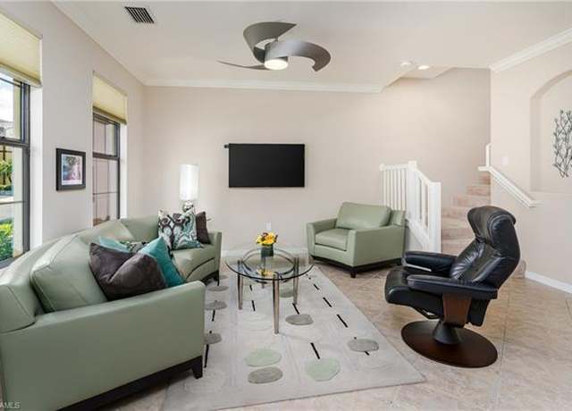 Property at 9051 Capistrano St N #4302, Naples, FL 34113, 3 beds, 2.5 baths