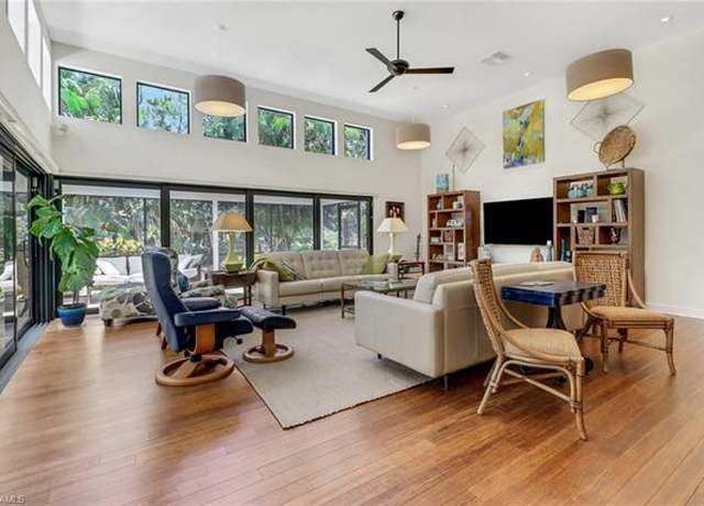 Property at 2294 Royal Ln, Naples, FL 34112, 3 beds, 2 baths