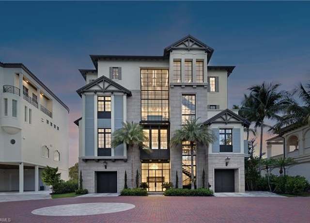 Property at 7409 Bay Colony Dr, Naples, FL 34108, 5 beds, 5.5 baths