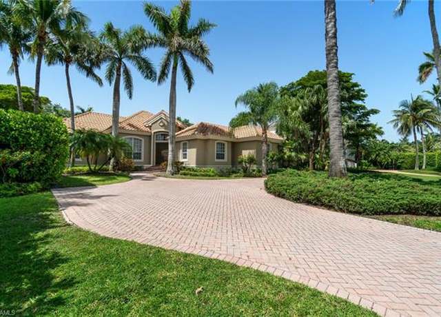 Property at 238 9th Ave S, Naples, FL 34102, 4 beds, 4.5 baths