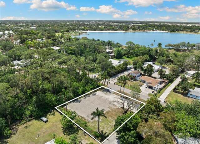 Property at 3417 Guilford Rd, Naples, FL 34112