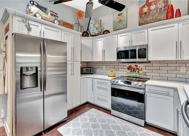 Property at 2511 Estey Ave Unit E4, Naples, FL 34104, 2 beds, 1.5 baths